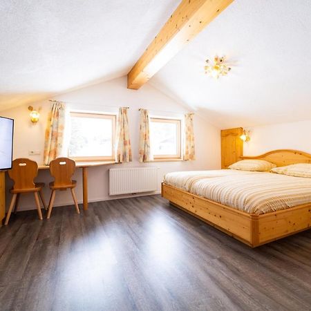 Apartament Haus Rosmarie St. Anton am Arlberg Zewnętrze zdjęcie