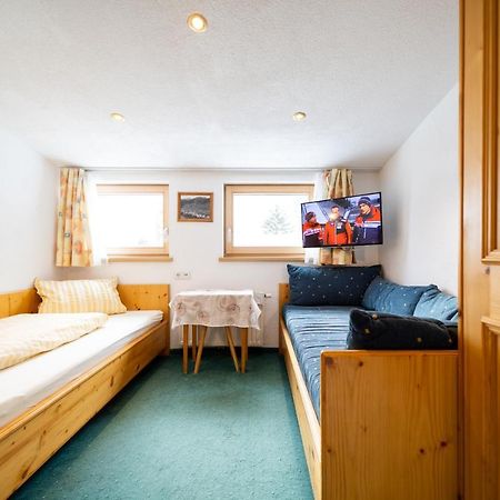 Apartament Haus Rosmarie St. Anton am Arlberg Zewnętrze zdjęcie