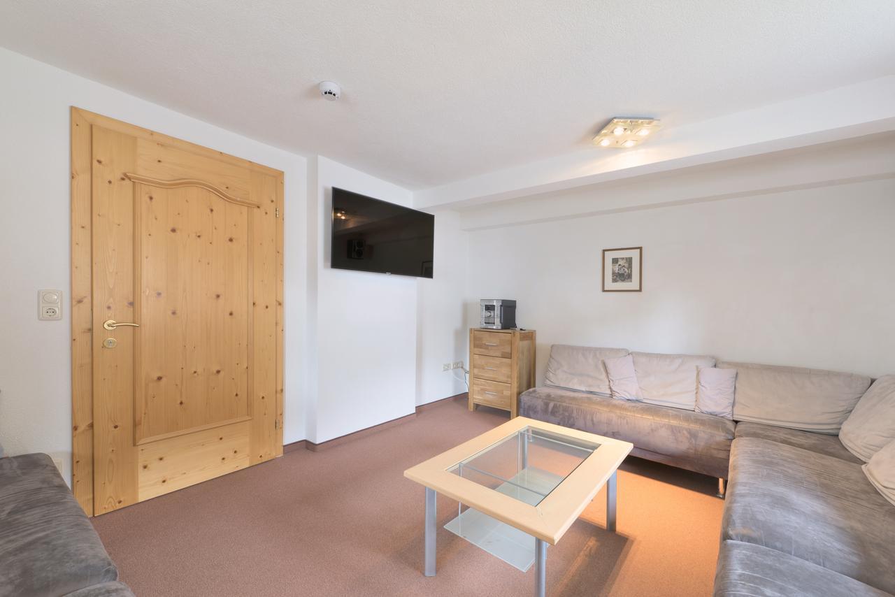 Apartament Haus Rosmarie St. Anton am Arlberg Zewnętrze zdjęcie